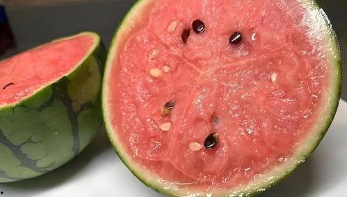 红色的瓜怎么吃