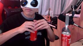 猎奇吃瓜直播间,揭秘娱乐圈幕后真相，带你领略网络直播新风尚